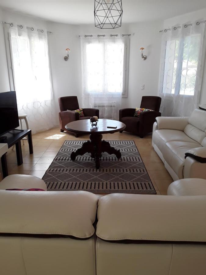 La Bonbonne En Provence Villa Travaillan Buitenkant foto