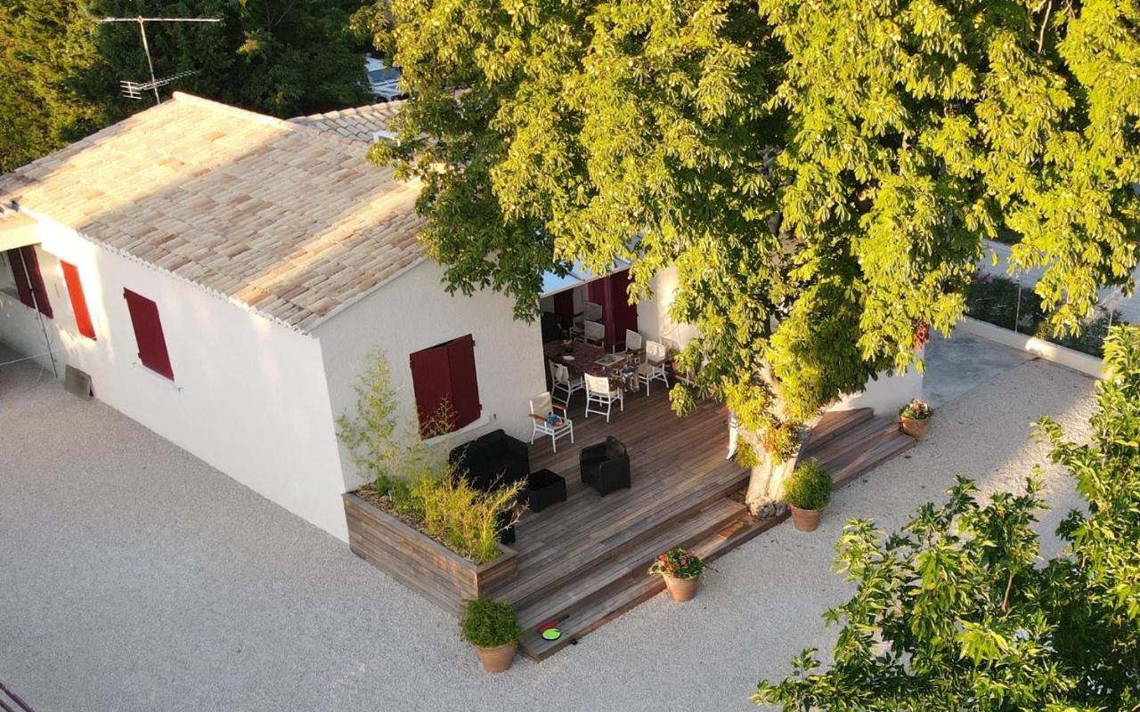La Bonbonne En Provence Villa Travaillan Buitenkant foto